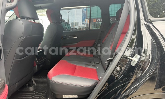 Buy Import Toyota Land Cruiser Black Car in Dar es Salaam in Dar es Salaam Buy Import Toyota Land Cruiser Black Car in Dar es Salaam in Dar es Salaam