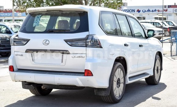 Nunua Imported Lexus LX Nyeupe Gari ndani ya Import - Dubai nchini Arusha Nunua Imported Lexus LX Nyeupe Gari ndani ya Import - Dubai nchini Arusha