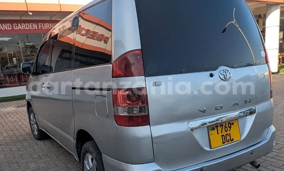 Buy Used Toyota Noah Silver Car in Dar es Salaam in Dar es Salaam Buy Used Toyota Noah Silver Car in Dar es Salaam in Dar es Salaam