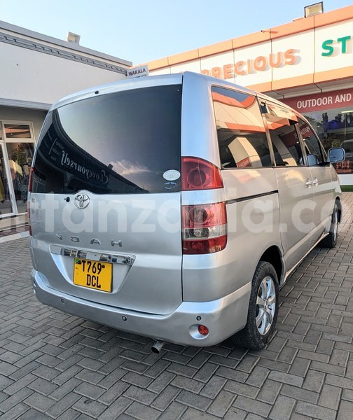 Big with watermark toyota noah dar es salaam dar es salaam 31810