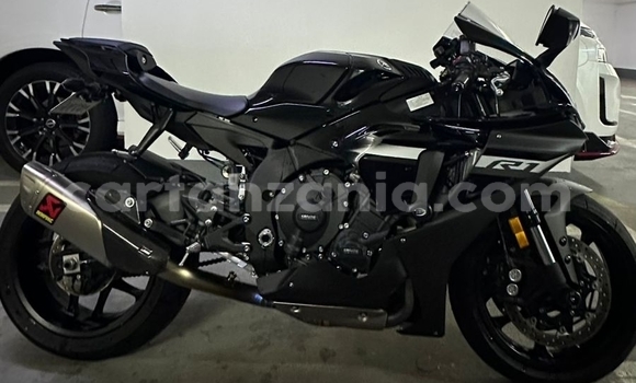 Buy Used Yamaha R1 Black Bike in Arusha in Arusha