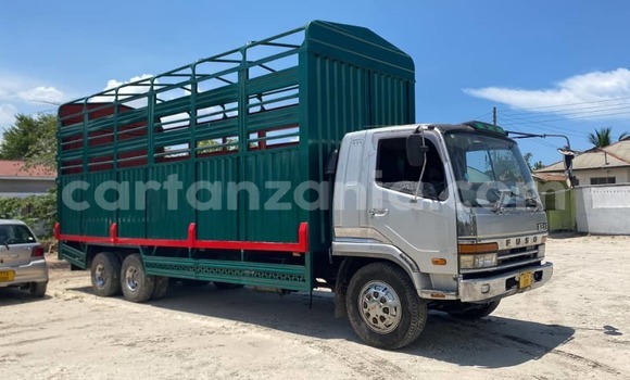 Buy New Mitsubishi Fuso Fighter Green Truck in Dar es Salaam in Dar es Salaam Buy New Mitsubishi Fuso Fighter Green Truck in Dar es Salaam in Dar es Salaam