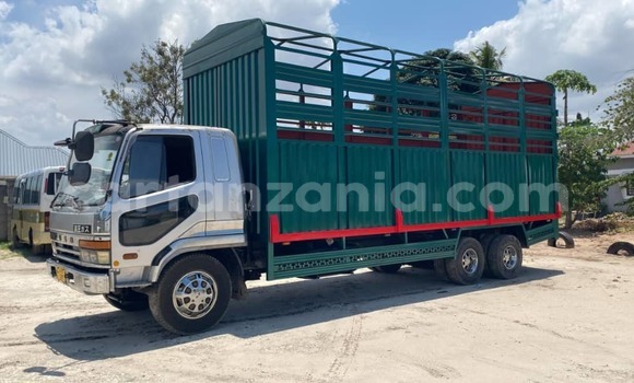 Buy New Mitsubishi Fuso Fighter Green Truck in Dar es Salaam in Dar es Salaam Buy New Mitsubishi Fuso Fighter Green Truck in Dar es Salaam in Dar es Salaam