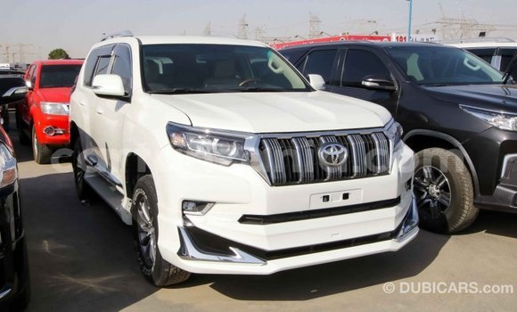 Nunua Imported Toyota Prado Nyeupe Gari ndani ya Import - Dubai nchini Arusha Nunua Imported Toyota Prado Nyeupe Gari ndani ya Import - Dubai nchini Arusha