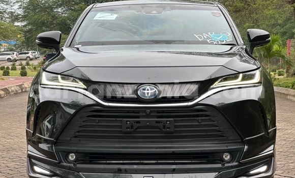 Nunua Imported Toyota Harrier Nyeusi Gari ndani ya Dar es Salaam nchini Dar es Salaam