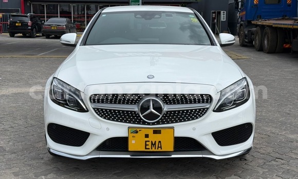Buy Used Mercedes‒Benz C–Class White Car in Dar es Salaam in Dar es Salaam