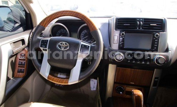 Nunua Imported Toyota Prado Nyeupe Gari ndani ya Import - Dubai nchini Arusha Nunua Imported Toyota Prado Nyeupe Gari ndani ya Import - Dubai nchini Arusha
