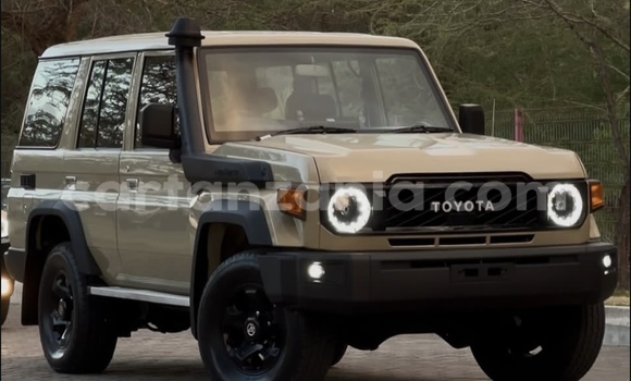 Nunua Imported Toyota Land Cruiser Nyingine Gari ndani ya Dar es Salaam nchini Dar es Salaam Nunua Imported Toyota Land Cruiser Nyingine Gari ndani ya Dar es Salaam nchini Dar es Salaam