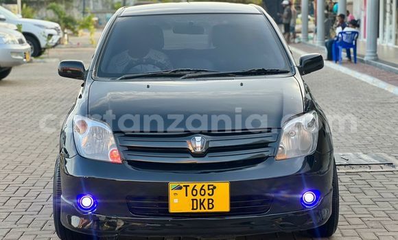 Buy Used Toyota IST Black Car in Dar es Salaam in Dar es Salaam