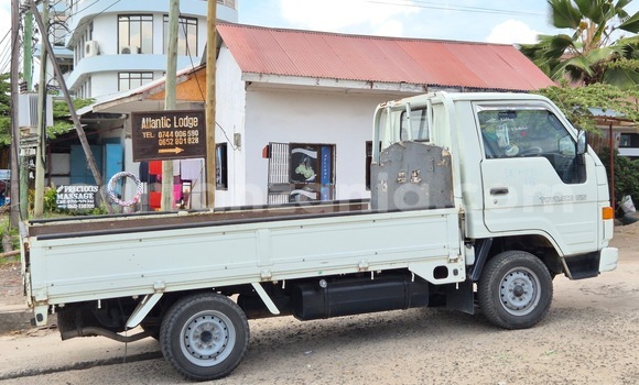 Buy Import Toyota Town Ace White Car in Dar es Salaam in Dar es Salaam Buy Import Toyota Town Ace White Car in Dar es Salaam in Dar es Salaam