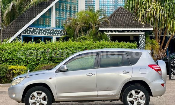 Nunua Ilio tumika Toyota RAV4 Fedha Gari ndani ya Dar es Salaam nchini Dar es Salaam Nunua Ilio tumika Toyota RAV4 Fedha Gari ndani ya Dar es Salaam nchini Dar es Salaam