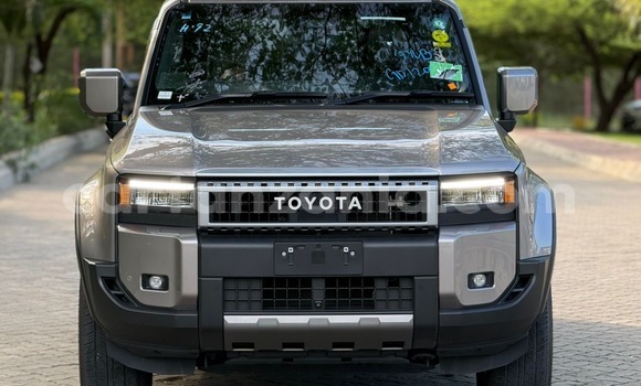 Nunua Imported Toyota Land Cruiser Prado Nyingine Gari ndani ya Dar es Salaam nchini Dar es Salaam