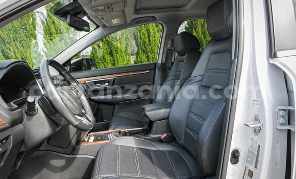 Buy Used Honda CR–V White Car in Dar es Salaam in Dar es Salaam Buy Used Honda CR–V White Car in Dar es Salaam in Dar es Salaam