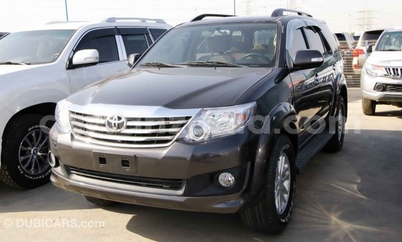 Buy Import Toyota Fortuner Other Car in Import - Dubai in Arusha Buy Import Toyota Fortuner Other Car in Import - Dubai in Arusha