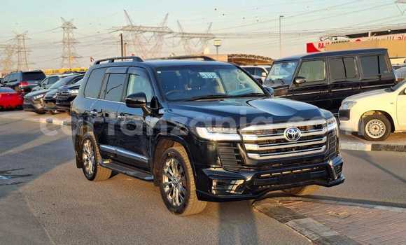 Buy Import Toyota Land Cruiser Black Car in Import - Dubai in Arusha Buy Import Toyota Land Cruiser Black Car in Import - Dubai in Arusha