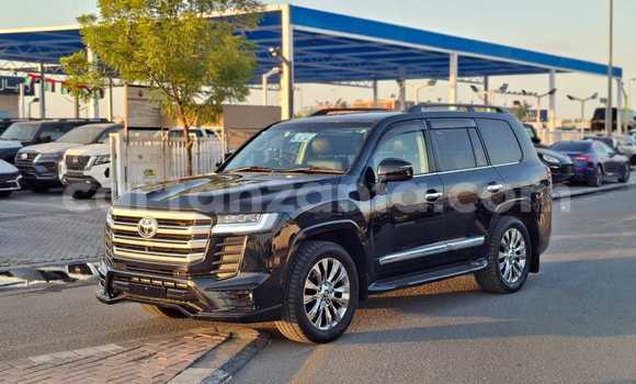 Buy Import Toyota Land Cruiser Black Car in Import - Dubai in Arusha Buy Import Toyota Land Cruiser Black Car in Import - Dubai in Arusha