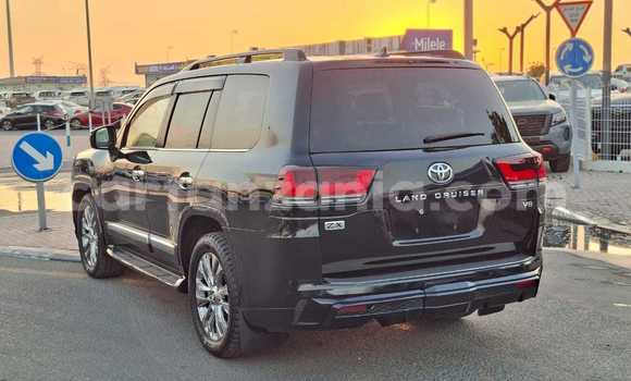 Buy Import Toyota Land Cruiser Black Car in Import - Dubai in Arusha Buy Import Toyota Land Cruiser Black Car in Import - Dubai in Arusha