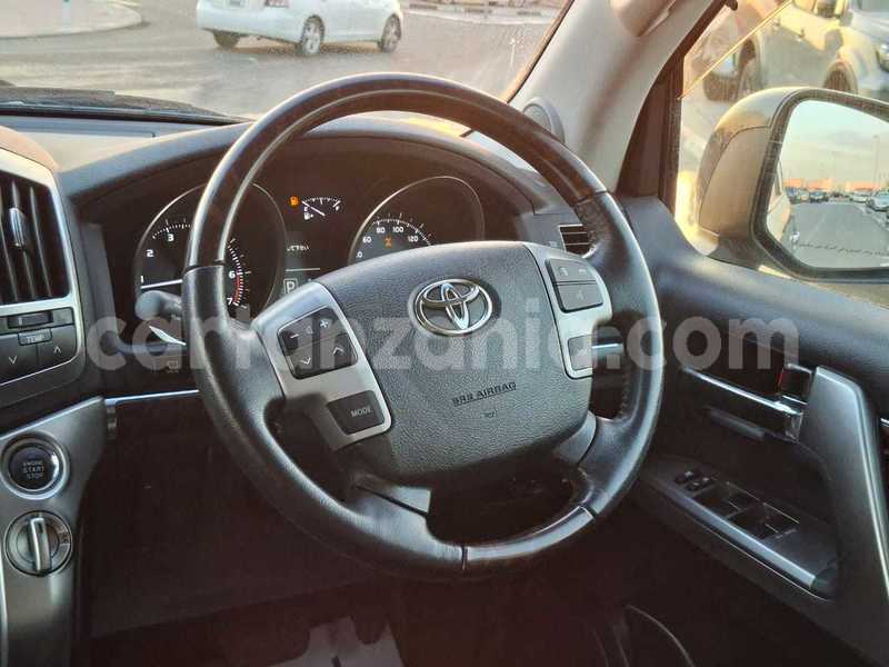 Big with watermark toyota land cruiser arusha import dubai 31877