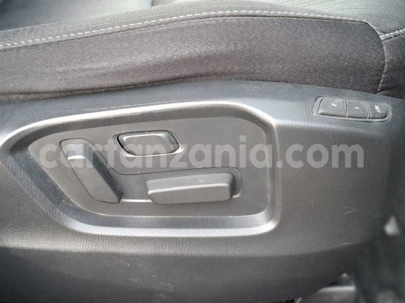 Big with watermark mazda cx 8 arusha import dubai 31881