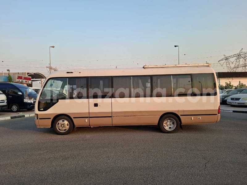 Big with watermark toyota coaster arusha import dubai 31882