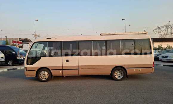 Buy Import Toyota Coaster White Car in Import - Dubai in Arusha Buy Import Toyota Coaster White Car in Import - Dubai in Arusha