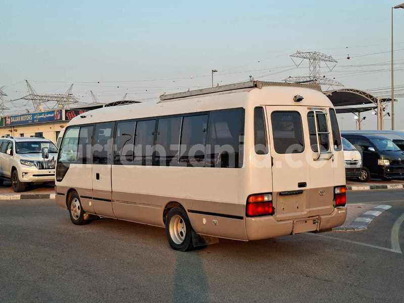 Big with watermark toyota coaster arusha import dubai 31882