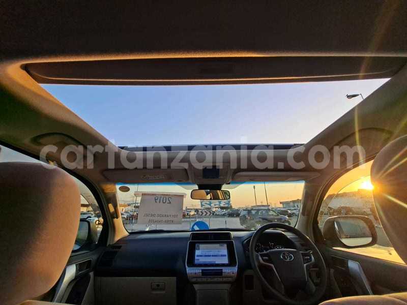 Big with watermark toyota land cruiser prado arusha import dubai 31892