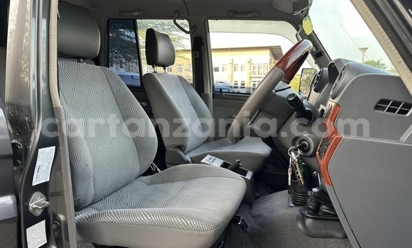 Buy Import Toyota Land Cruiser Other Car in Dar es Salaam in Dar es Salaam Buy Import Toyota Land Cruiser Other Car in Dar es Salaam in Dar es Salaam