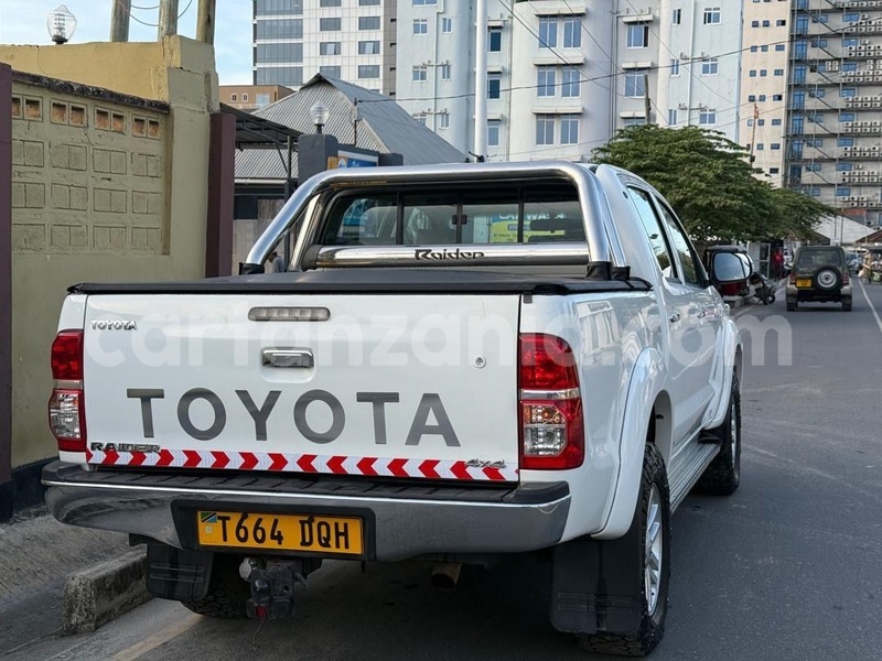 Big with watermark toyota hilux dar es salaam dar es salaam 31900
