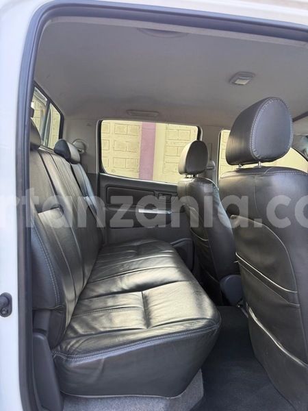 Big with watermark toyota hilux dar es salaam dar es salaam 31900