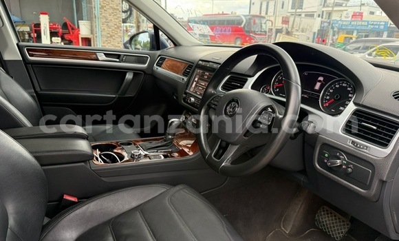 Nunua Ilio tumika Volkswagen Touareg Bluu Gari ndani ya Dar es Salaam nchini Dar es Salaam Nunua Ilio tumika Volkswagen Touareg Bluu Gari ndani ya Dar es Salaam nchini Dar es Salaam