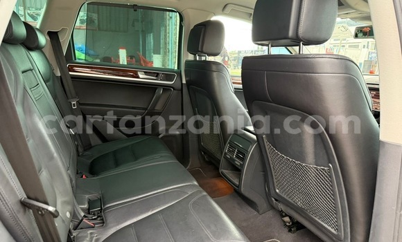 Nunua Ilio tumika Volkswagen Touareg Bluu Gari ndani ya Dar es Salaam nchini Dar es Salaam Nunua Ilio tumika Volkswagen Touareg Bluu Gari ndani ya Dar es Salaam nchini Dar es Salaam