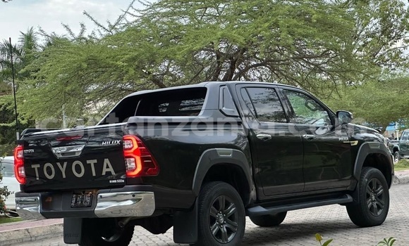 Buy Import Toyota Hilux Black Car in Dar es Salaam in Dar es Salaam Buy Import Toyota Hilux Black Car in Dar es Salaam in Dar es Salaam