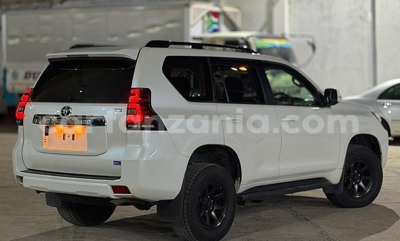 Buy Import Toyota Land Cruiser Prado White Car in Dar es Salaam in Dar es Salaam Buy Import Toyota Land Cruiser Prado White Car in Dar es Salaam in Dar es Salaam