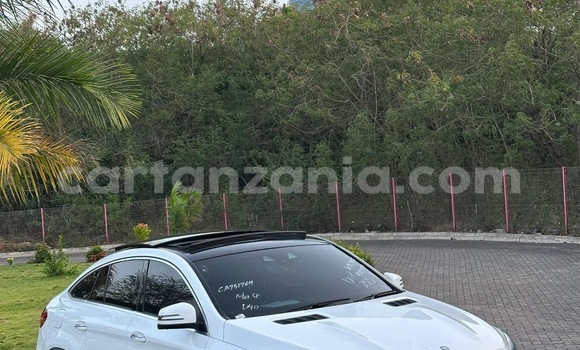 Buy Import Mercedes‒Benz GLE Coupe White Car in Dar es Salaam in Dar es Salaam Buy Import Mercedes‒Benz GLE Coupe White Car in Dar es Salaam in Dar es Salaam