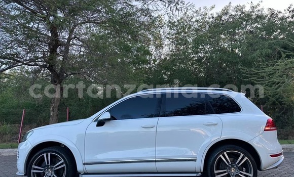 Buy Import Volkswagen Touareg White Car in Dar es Salaam in Dar es Salaam Buy Import Volkswagen Touareg White Car in Dar es Salaam in Dar es Salaam