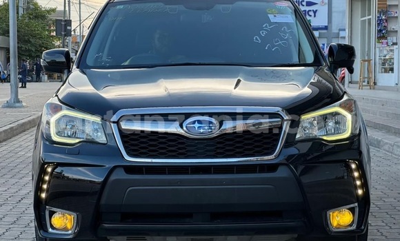 Nunua Imported Subaru Forester Nyeusi Gari ndani ya Dar es Salaam nchini Dar es Salaam