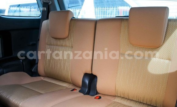 Buy Import Toyota Fortuner White Car in Import - Dubai in Arusha Buy Import Toyota Fortuner White Car in Import - Dubai in Arusha