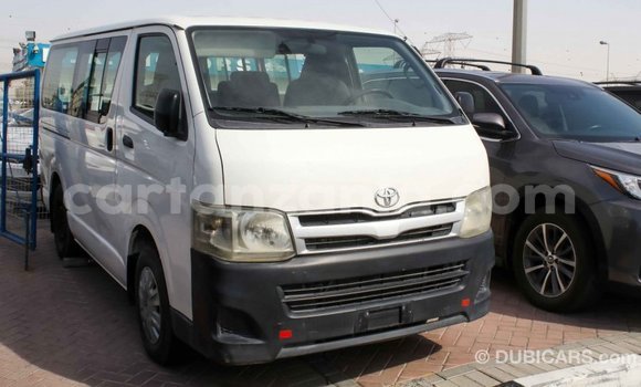 Buy Import Toyota Hiace White Car in Import - Dubai in Arusha Buy Import Toyota Hiace White Car in Import - Dubai in Arusha