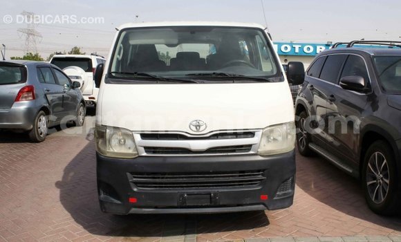 Buy Import Toyota Hiace White Car in Import - Dubai in Arusha Buy Import Toyota Hiace White Car in Import - Dubai in Arusha