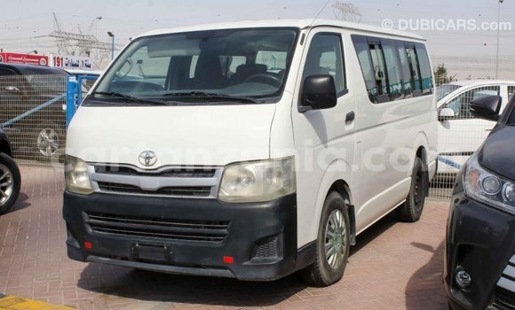 Buy Import Toyota Hiace White Car in Import - Dubai in Arusha Buy Import Toyota Hiace White Car in Import - Dubai in Arusha