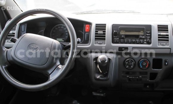 Buy Import Toyota Hiace White Car in Import - Dubai in Arusha Buy Import Toyota Hiace White Car in Import - Dubai in Arusha