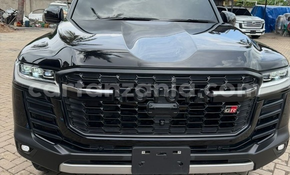 Nunua Ilio tumika Toyota Land Cruiser Nyeusi Gari ndani ya Dar es Salaam nchini Dar es Salaam