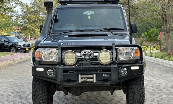 Buy Import Toyota Land Cruiser Other Car in Dar es Salaam in Dar es Salaam
