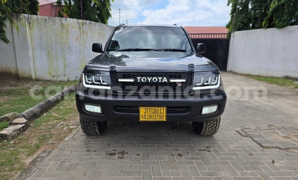 Nunua Ilio tumika Toyota Land Cruiser Nyingine Gari ndani ya Dar es Salaam nchini Dar es Salaam