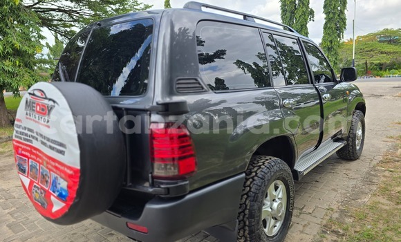Nunua Ilio tumika Toyota Land Cruiser Nyingine Gari ndani ya Dar es Salaam nchini Dar es Salaam Nunua Ilio tumika Toyota Land Cruiser Nyingine Gari ndani ya Dar es Salaam nchini Dar es Salaam