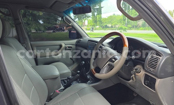 Nunua Ilio tumika Toyota Land Cruiser Nyingine Gari ndani ya Dar es Salaam nchini Dar es Salaam Nunua Ilio tumika Toyota Land Cruiser Nyingine Gari ndani ya Dar es Salaam nchini Dar es Salaam