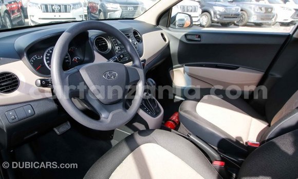 Buy Import Hyundai i10 White Car in Import - Dubai in Arusha Buy Import Hyundai i10 White Car in Import - Dubai in Arusha