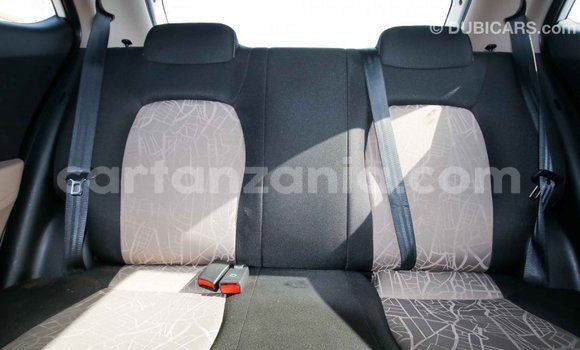 Buy Import Hyundai i10 White Car in Import - Dubai in Arusha Buy Import Hyundai i10 White Car in Import - Dubai in Arusha