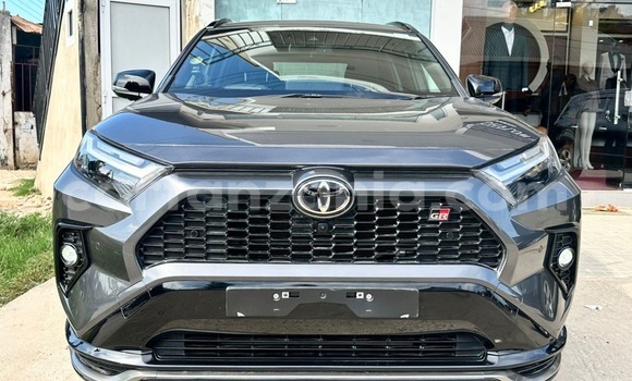 Nunua Imported Toyota RAV4 Nyingine Gari ndani ya Dar es Salaam nchini Dar es Salaam Nunua Imported Toyota RAV4 Nyingine Gari ndani ya Dar es Salaam nchini Dar es Salaam